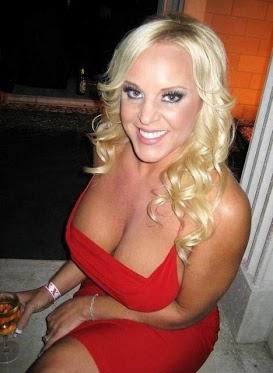 Showclub Woman Looking For Sex Divorced 25 To 30